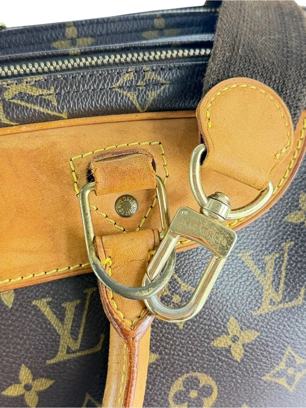 LOUIS VUITTON Alize 24 Heures Duffle Luggage Bag Made in France Authenticated